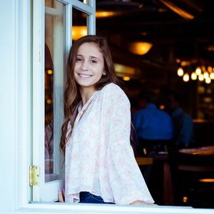 Meet your Posher, Natalie